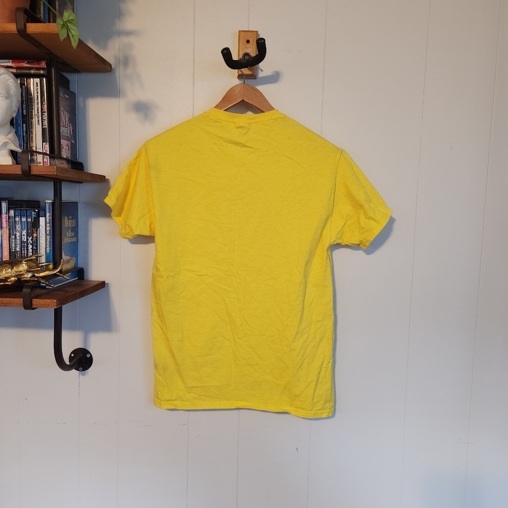 Vintage 90s Yellow Victoria BC Short Sleeve Graphic Tee T-Shirt 1990s Pr… - Picture 3 of 8